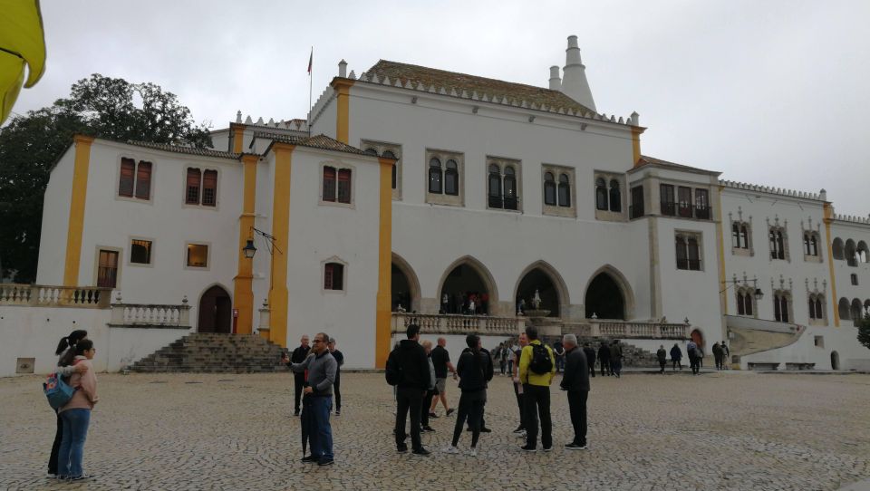 Private Half Day tour Sintra Pena Palace & Initiantion Well - Should you book this private Sintra Pena & Regaleira tour?