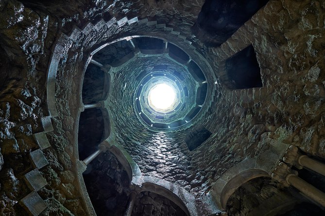 Private Half Day Tour to Sintra and Pena Palace from Lisbon - Centro Histórico de Sintra: Your Free Hour to Walk, Look, and Breathe