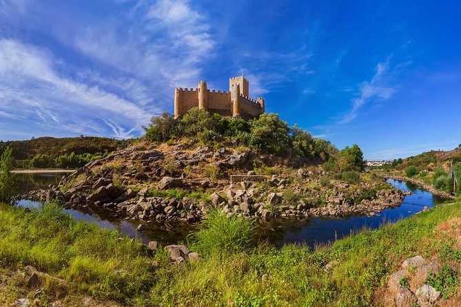 Private Knights Templar Full-Day Tour to Tomar, Almourol Castle and Constância - Stop 1 at Almourol Castle: The Tagus Island Fortress (and the Boat Factor)