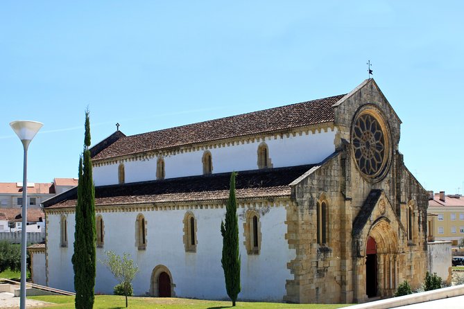 Private Knights Templar Full-Day Tour to Tomar, Almourol Castle and Constância - Convento de Cristo: UNESCO Finale Under Gualdim Paes