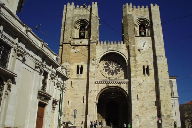 Private Lisbon Historical Tour on a Tukxi - Getting oriented: Meeting point and how the day flows