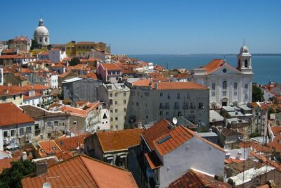Private Lisbon Historical Tour on a Tukxi - Stop 0: A Romanesque cathedral and why it matters