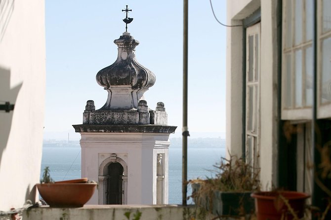 Private Lisbon Walking Tour - Igreja de São Domingos: a church stop that’s actually worth the time