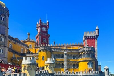 Private Luxury Sintra Full Day skip-line Tour Discover Wonderland - Private luxury car, hotel pickup, and the small comforts that matter