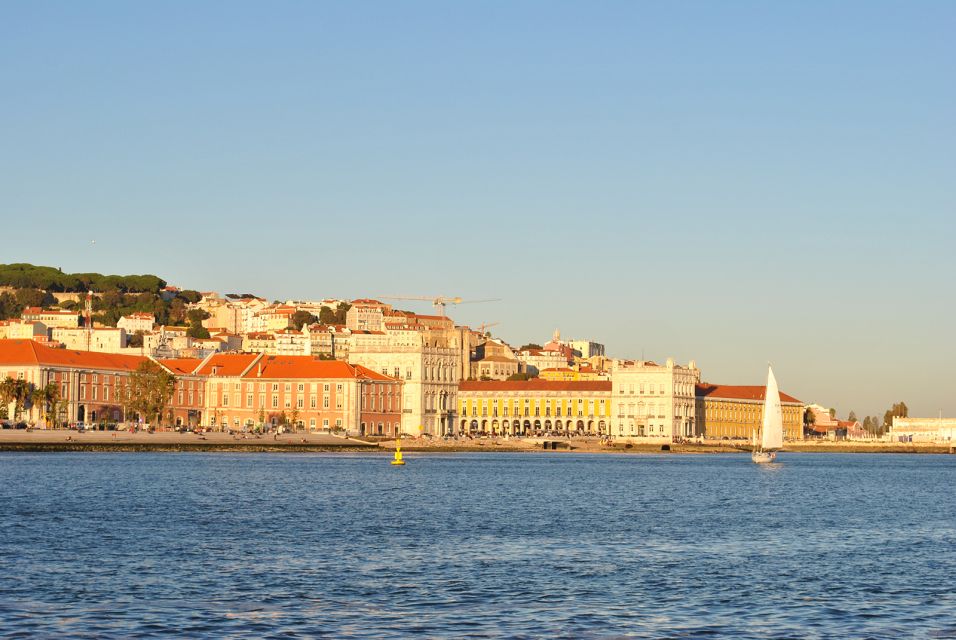 Private Romantic cruise with sparkling wine- 2-Hour- Lisbon - The Crew Factor: Why Names Like Rui, Ricardo, Antonio, and Vanda Matter