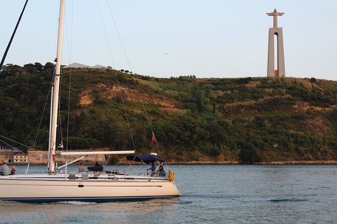 Private Sailboat Cruise with Barbecue and Drinks - What’s on board: BBQ, drinks, and the dessert you’ll actually want