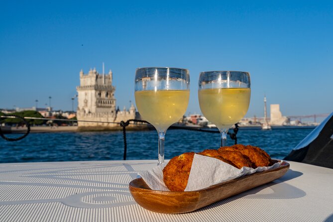 Private sailboat tour in Lisbon - Price, group size, and what’s included (so you don’t do math all day)
