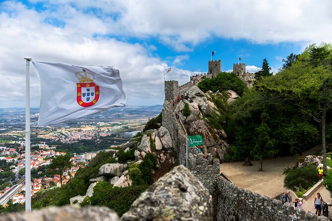 Private Sightseeing Tour in Sintra Portugal - Estoril Casino gardens: a calm landing spot