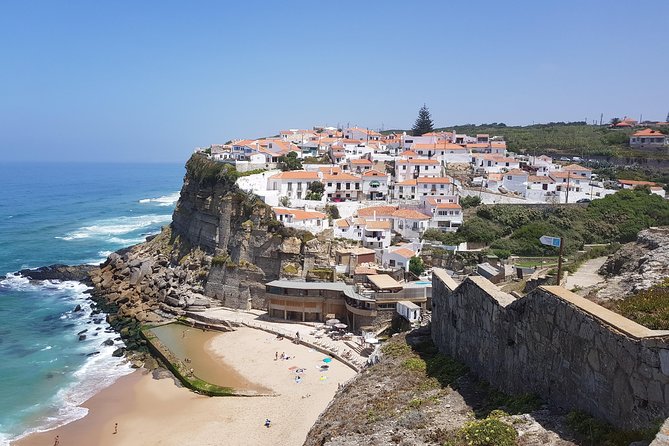 Private Sintra Tour from Lisbon with Cellar Visit and Wine Tasting - Gincho sand dunes and coastal stops: quick sea air before Cascais