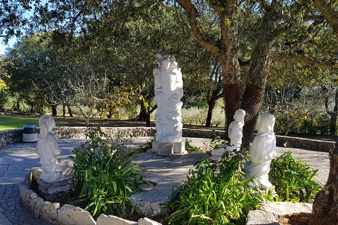 Private Small Groups Tour Fátima Full Day - Capela das Aparicoes: The First-Appearance Place and Candle Moments