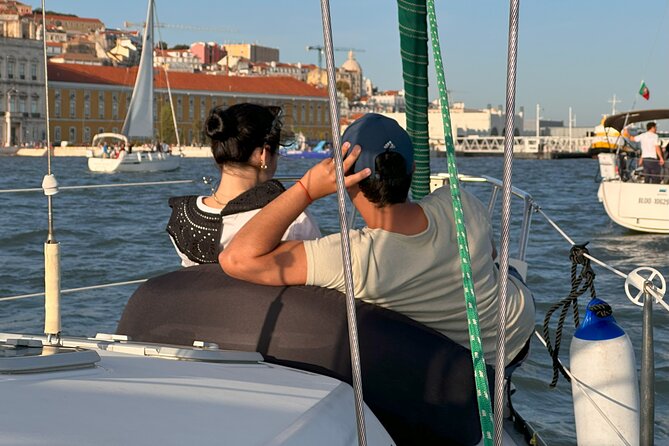 Private Sunset Sailing Boat Tour in Lisbon - The smooth flow: what the itinerary feels like from the deck