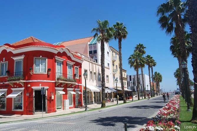 Private Tour 1 to 8 people: Pena National Palace- Sintra-Cabo da Roca-Cascais - Marina de Cascais: finish with a calmer seaside rhythm