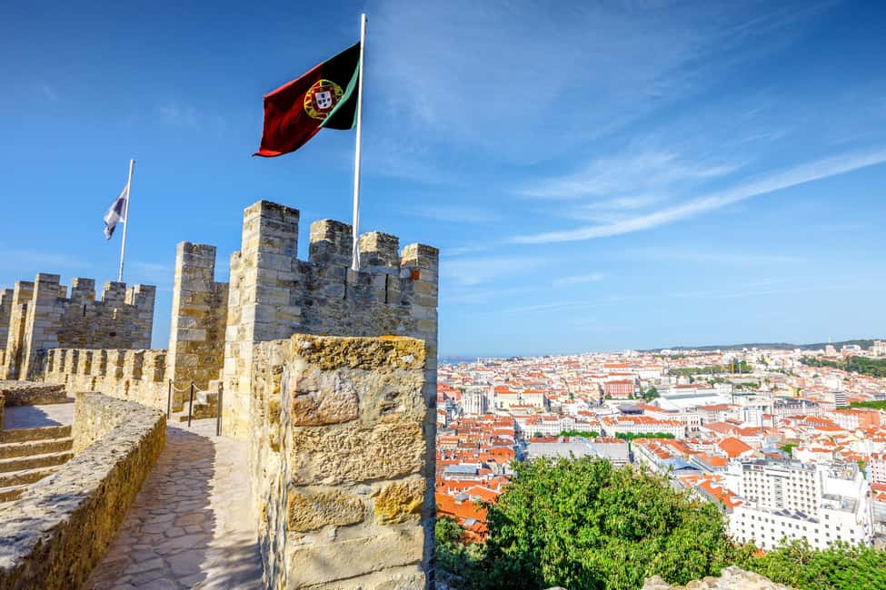 Private Tour (3-H): Belém, Cristo rei & Lisbon Sightseeing - Praça do Comércio and Sé de Lisboa: old Lisbon’s core