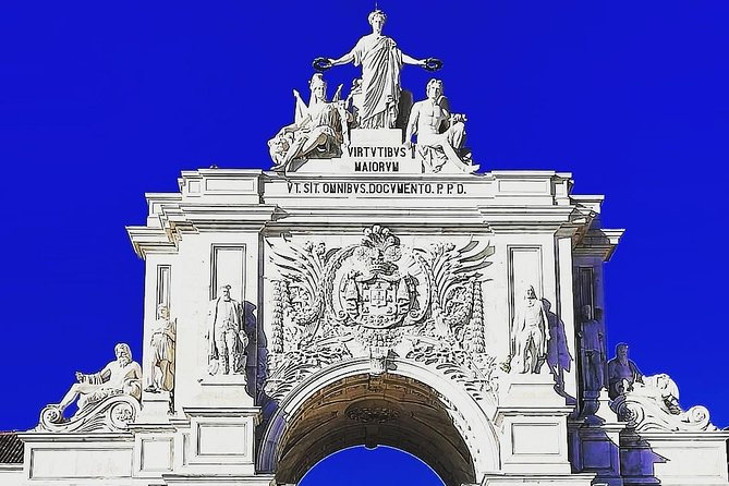 Private Tour 8 Hours Lisbon - How this day tour keeps Lisbon from feeling chaotic