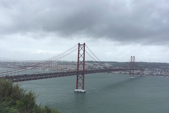 Private tour Arrábida, Sesimbra from Lisbon - Cristo Rei: A Free 30-Minute Stop for Big Perspective