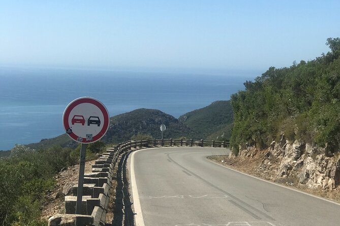 Private tour Arrábida, Sesimbra from Lisbon - Setúbal for Lunch: A Natural End Point to the Day