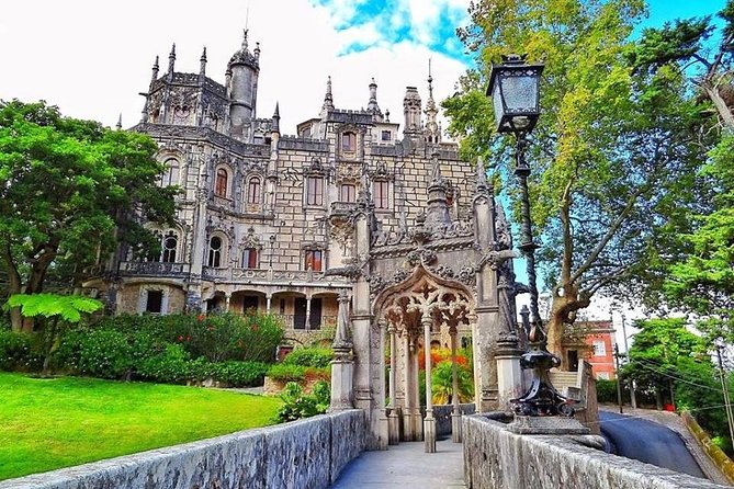 Private Tour: Discover the best of Sintra in 1 day avoiding queues - Pickup, van comfort, and Clean & Safe details