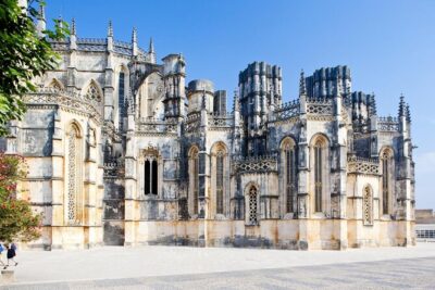 Private Tour Fatima-Batalha-Nazaré-Óbidos from Lisbon full day - Fátima: the Sanctuary complex and why the time matters