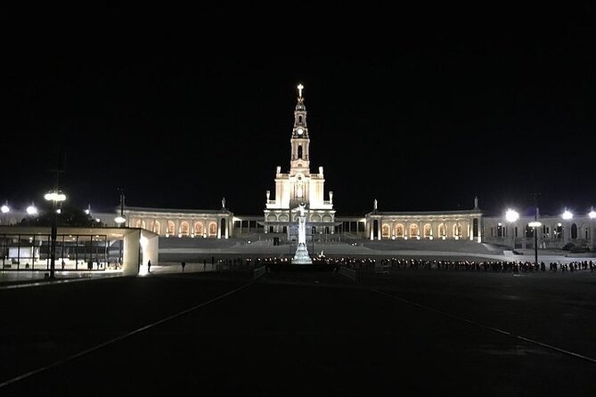 Private tour Fátima - half day - Stop 4: Parish Church of Fatima, the Matriz Church (about 20 minutes)