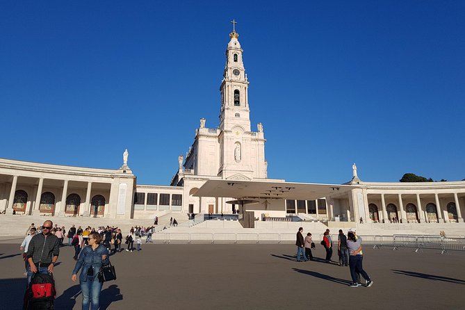 Private Tour Fátima - Nazaré - Batalha - Óbidos - Price and logistics: does $238.28 make sense?