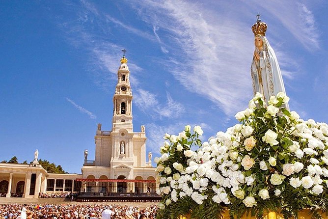 Private tour for 1 to 4 people: Fátima, Batalha, Nazaré and Óbidos - Key points at a glance