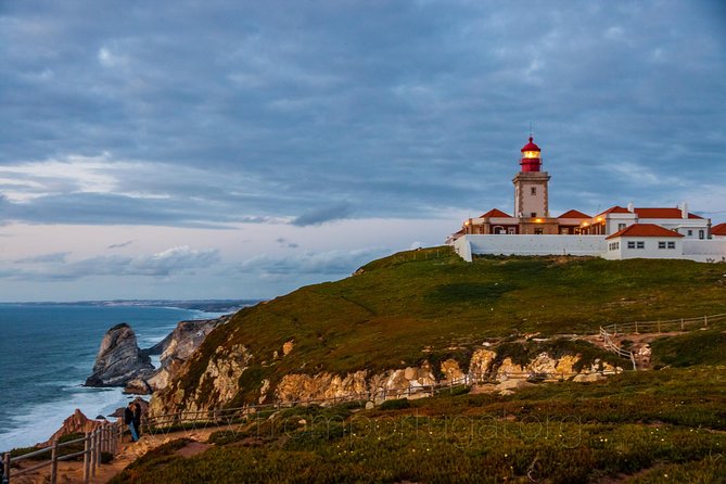 Private Tour for small groups of 7 Days in Portugal from Lisbon - Aveiro Canals, Nazaré Waves, and Medieval Óbidos Walls