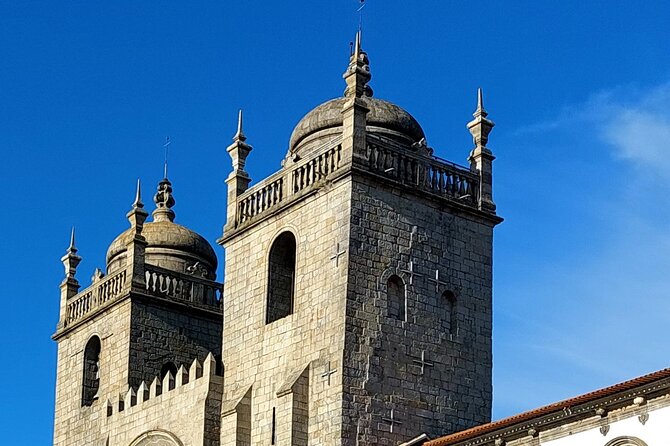 Private Tour from Lisboa to Aveiro and Porto - What you’re paying for: value of a private 11–12 hour day
