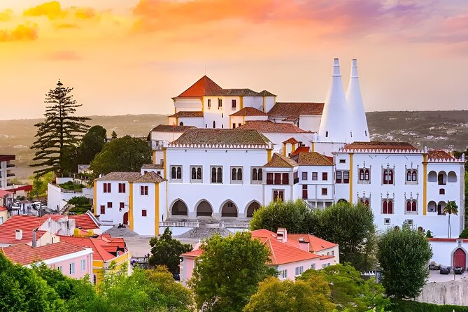 Private tour from Lisbon:Sintra Pena Palace Cabo da Roca, Cascais - Cascais: Seaside Calm, Marina Walks, and a Fort for Crafts