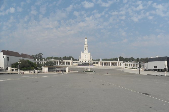 Private Tour Full Day Fátima - Porto - Óbidos - from Lisbon - A One-Day Lisbon Plan That Actually Adds Up