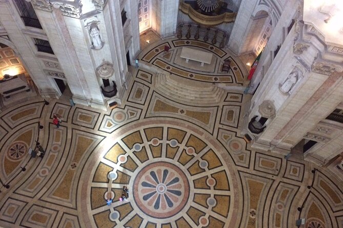 Private Tour in Lisbon - A 5-hour private route built around Belém monuments and viewpoint “wins”