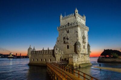Private Tour in Lisbon, Half day - Alfama: The Old, Steep Neighborhood and the River Tejo Views