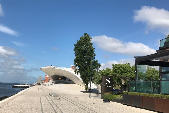 Private tour Lisbon - full day - Portas do Sol and Senhora do Monte: two miradouros, two moods