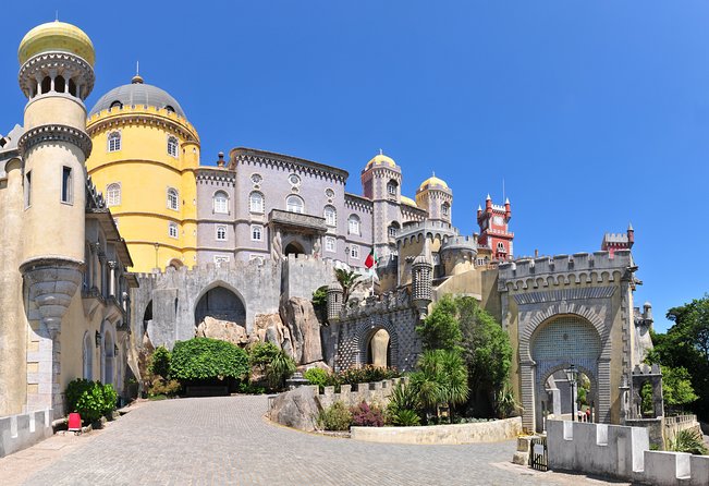 Private Tour Sintra - Who should book this Sintra private tour?