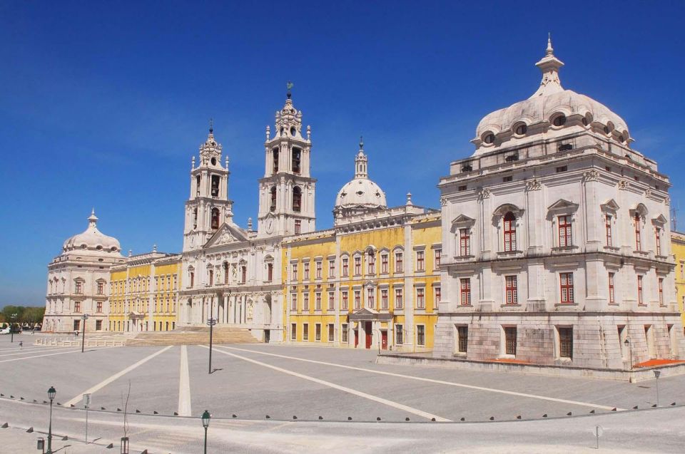 Private Tour Sintra & Mafra - Optional Queluz Palace: the Portuguese Versailles add-on if you have extra room