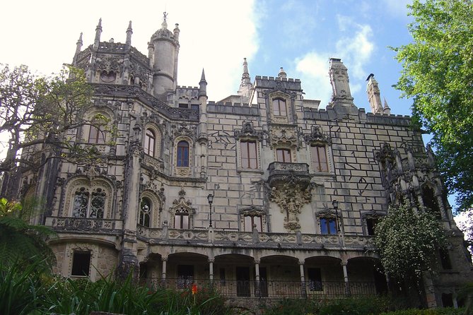 Private Tour Sintra, Pena Palace, Quinta Regaleira, Cabo Roca, Cascais - Centro Histórico de Sintra: a quick hour to get your bearings