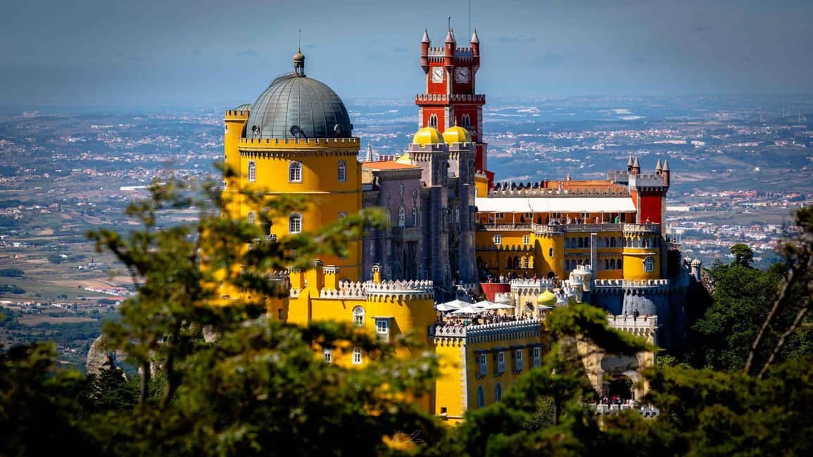 Private Tour: Sintra, Pena Palace, Regaleira, Cabo de Roca - The small-group setup that keeps the day from feeling rushed