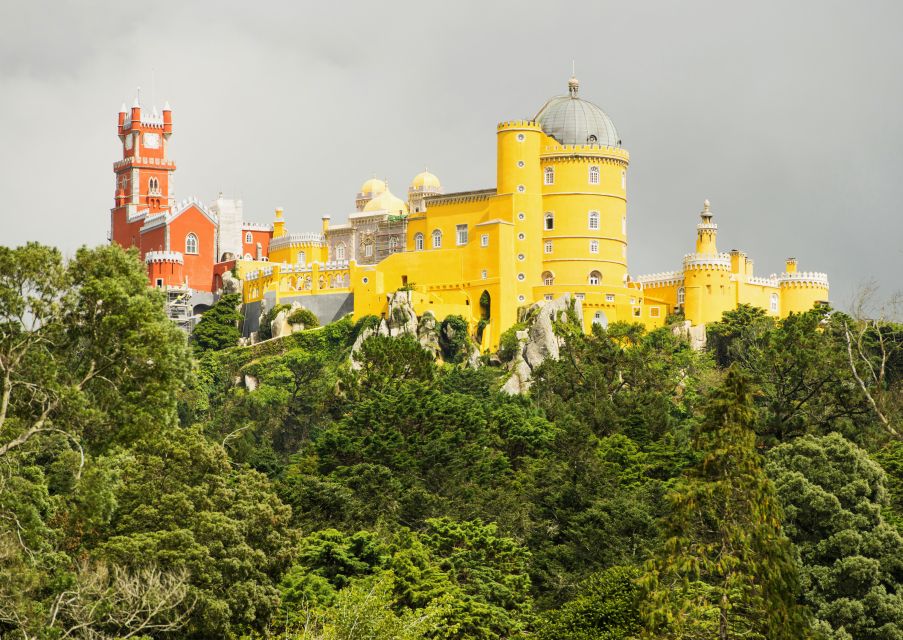 Private Tour - Sintra with Pena Palace and Cascais - Pena Palace first: the smart order and the ticket reality