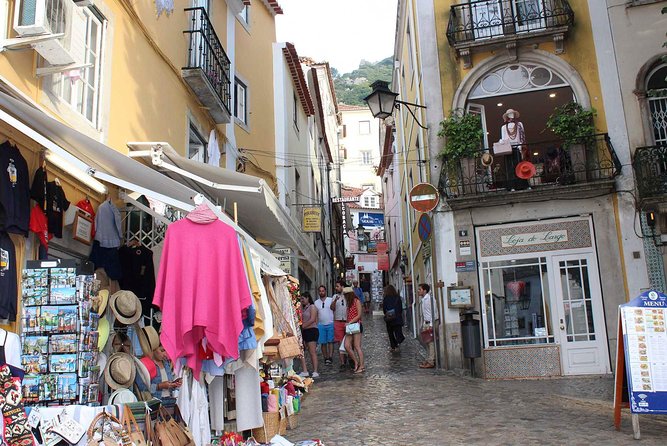 Private Tour Sintra With Wine Tastings - Who should book this Sintra + wine combo?