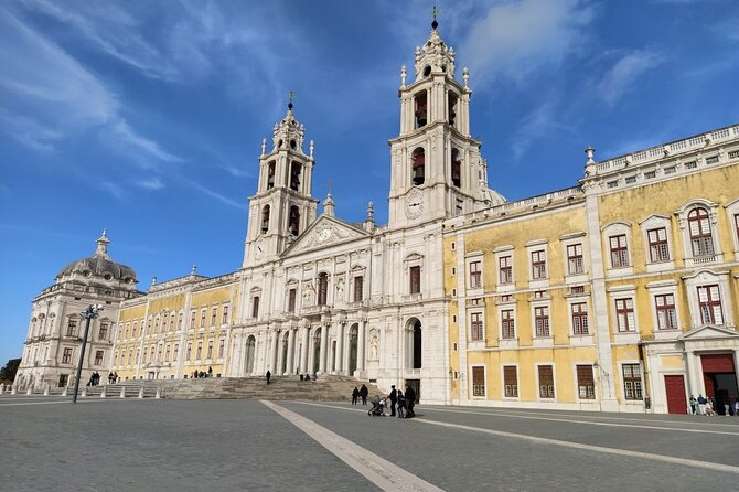 Private Tour to Defensive Lines of Torres, Mafra & Ericeira - Stop 6: Ericeira, old town walks, and beach time