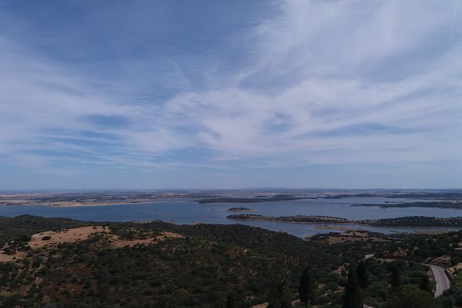 Private Tour to Evora and Monsaraz from Lisbon - Monsaraz Castle and the walls: the walk that feels frozen in time