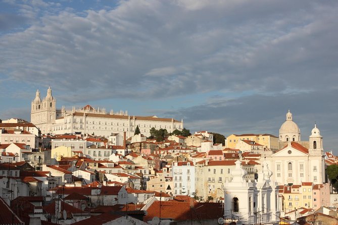 Private tour to Historical Lisbon and Belem - What to expect from the guide (and why it matters here)