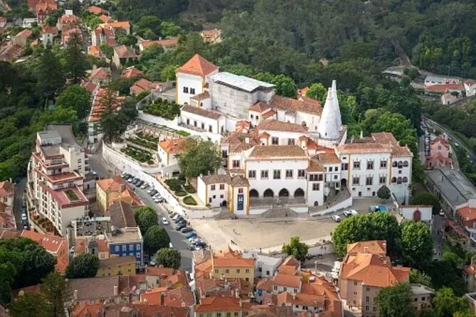 Private Tour to Visit the Monuments in Sintra 5 Hours - What’s included vs. what you must plan