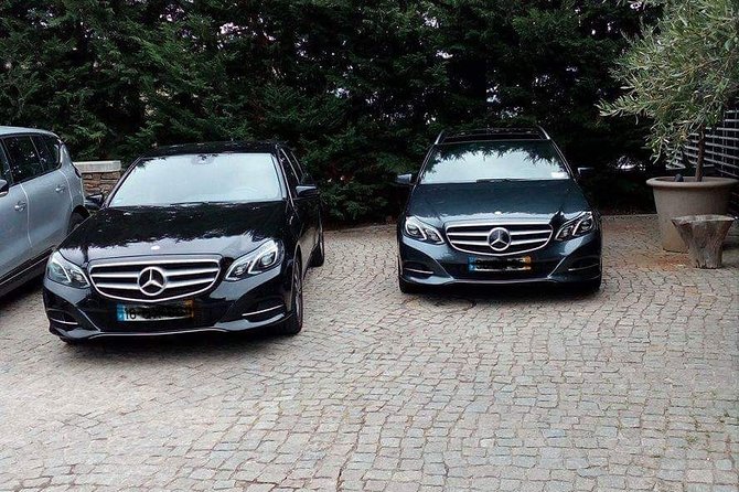 Private Transfer Lisbon-Porto with 2 (two) visits - Turning the Lisbon to Porto drive into a day with real stops