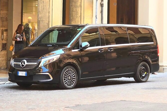 Private transfer Lisbon to Porto stop at Obidos Nazare and Aveiro - Arriving in Porto: Drop-Off Without the Hassle
