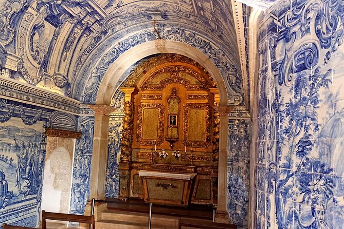Private Trip to Arrábida Natural Park, Palmela Castle and Setúbal - Setúbal Bayfront Walk and the Fish Market Lunch on Your Terms
