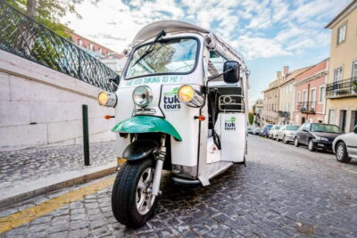 Private Tuk Tuk Tour Lisbon Old Town - Meeting at Hard Rock Cafe Lisboa and Getting Set Up