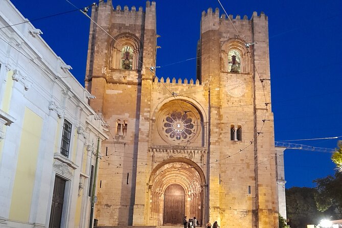 Private tuk tuk tour through the historic center of Lisbon - Key things that make this tour worth your time