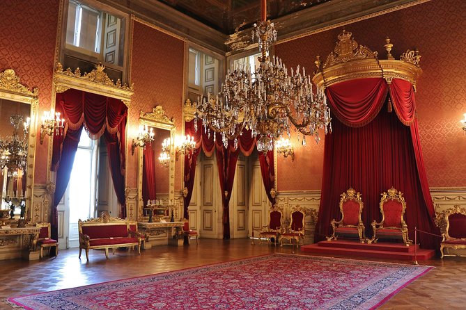 Queluz and Ajuda Palaces Private Tour, Lisbon´s forgotten history. - Private guide time: what you should look for in the rooms
