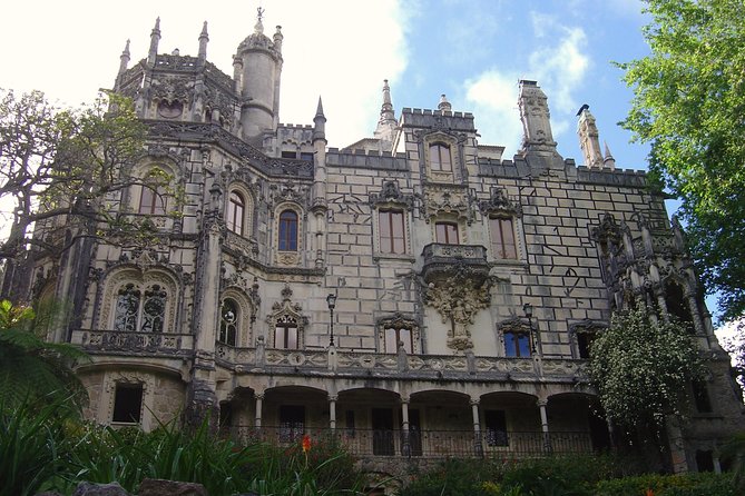 Quinta da Regaleira and Sintra visit half day private tour - How the 4-hour private format keeps Sintra from eating your day