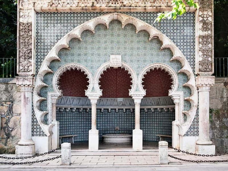 Regaleira Palace, Pena Palace, Cabo da Roca e Cascais - Meeting Point in Lisbon: where your day actually starts